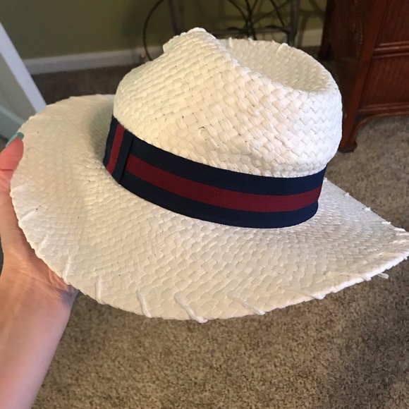 SOLD White striped Vici hat - Picture 3 of 3